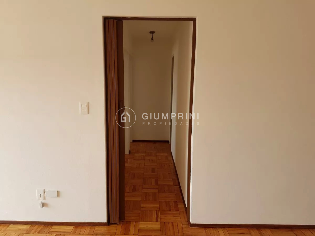 Apartamento ID.222 - Alquiler apartamento 2 dormitorios Parque Batlle con Balcon