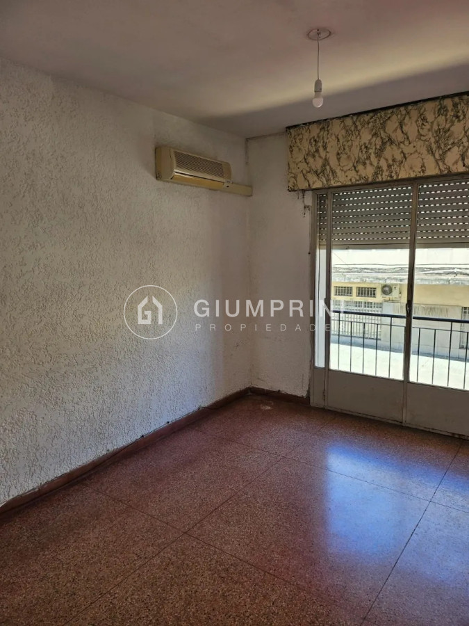 Apartamento ID.644 - Alquiler Apartamento 2 Dormitorios, 1 Baño, Cocina Definida, Balcón - Bella Vista