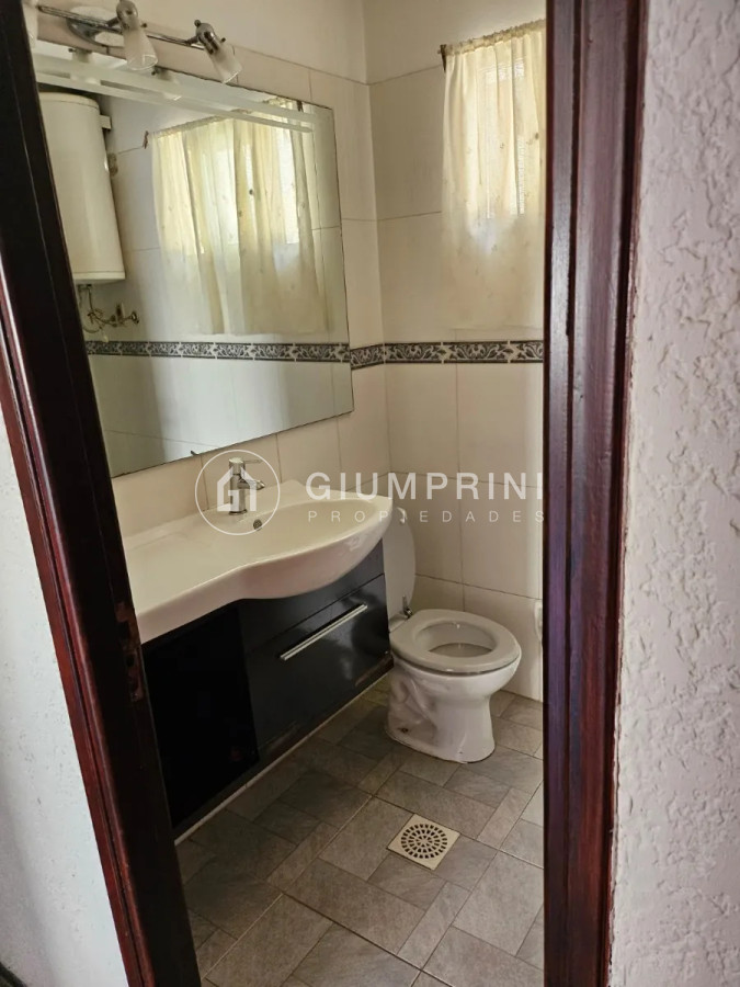 Apartamento ID.644 - Alquiler Apartamento 2 Dormitorios, 1 Baño, Cocina Definida, Balcón - Bella Vista