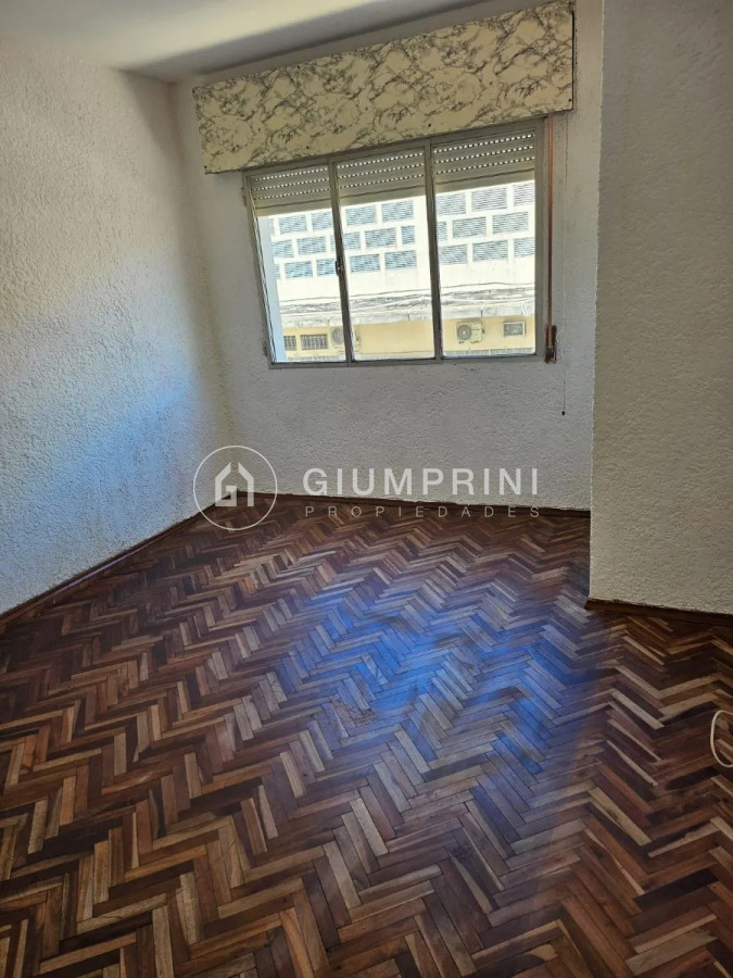 Apartamento ID.644 - Alquiler Apartamento 2 Dormitorios, 1 Baño, Cocina Definida, Balcón - Bella Vista