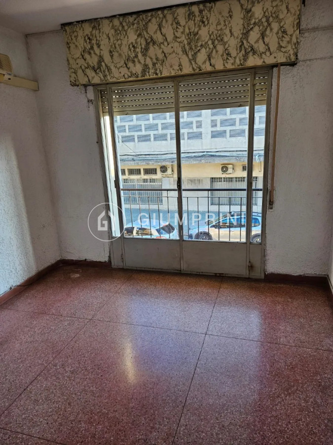 Apartamento ID.644 - Alquiler Apartamento 2 Dormitorios, 1 Baño, Cocina Definida, Balcón - Bella Vista