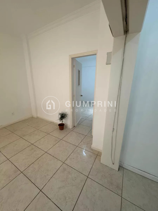 Apartamento ID.430 - Alquiler apartamento para oficina o consultorio en Cordón 