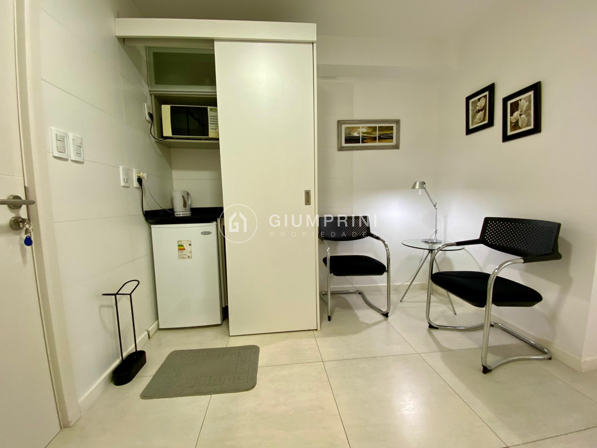 Apartamento ID.685 - Alquiler consultorio odontológico - Malvin
