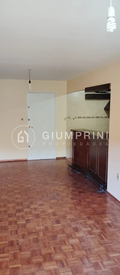 Apartamento ID.579 - Alquiler apto 1 dormitorio - Cordón - Piso alto - Cercano a 18 de Julio