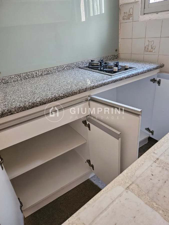 Apartamento ID.644 - Alquiler Apartamento 2 Dormitorios, 1 Baño, Cocina Definida, Balcón - Bella Vista