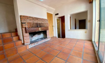 Venta Casa Tipo Apto Ph 3 Dormitorios Patio Con Parrillero, Subsuelo Y 2 Terrazas Malvin