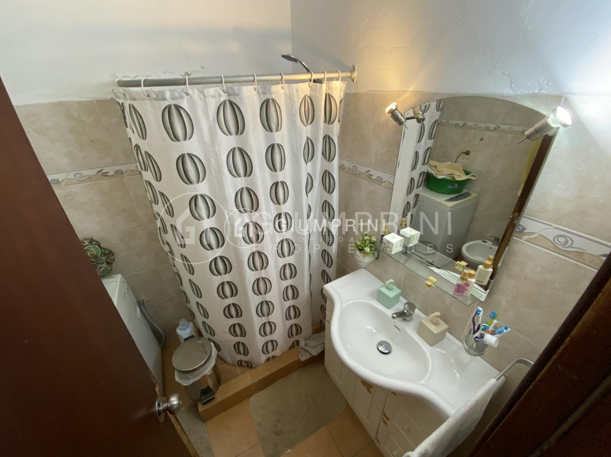 Casa ID.1 - Casa En Venta 3 Dormitorios Brazo Oriental Ref320