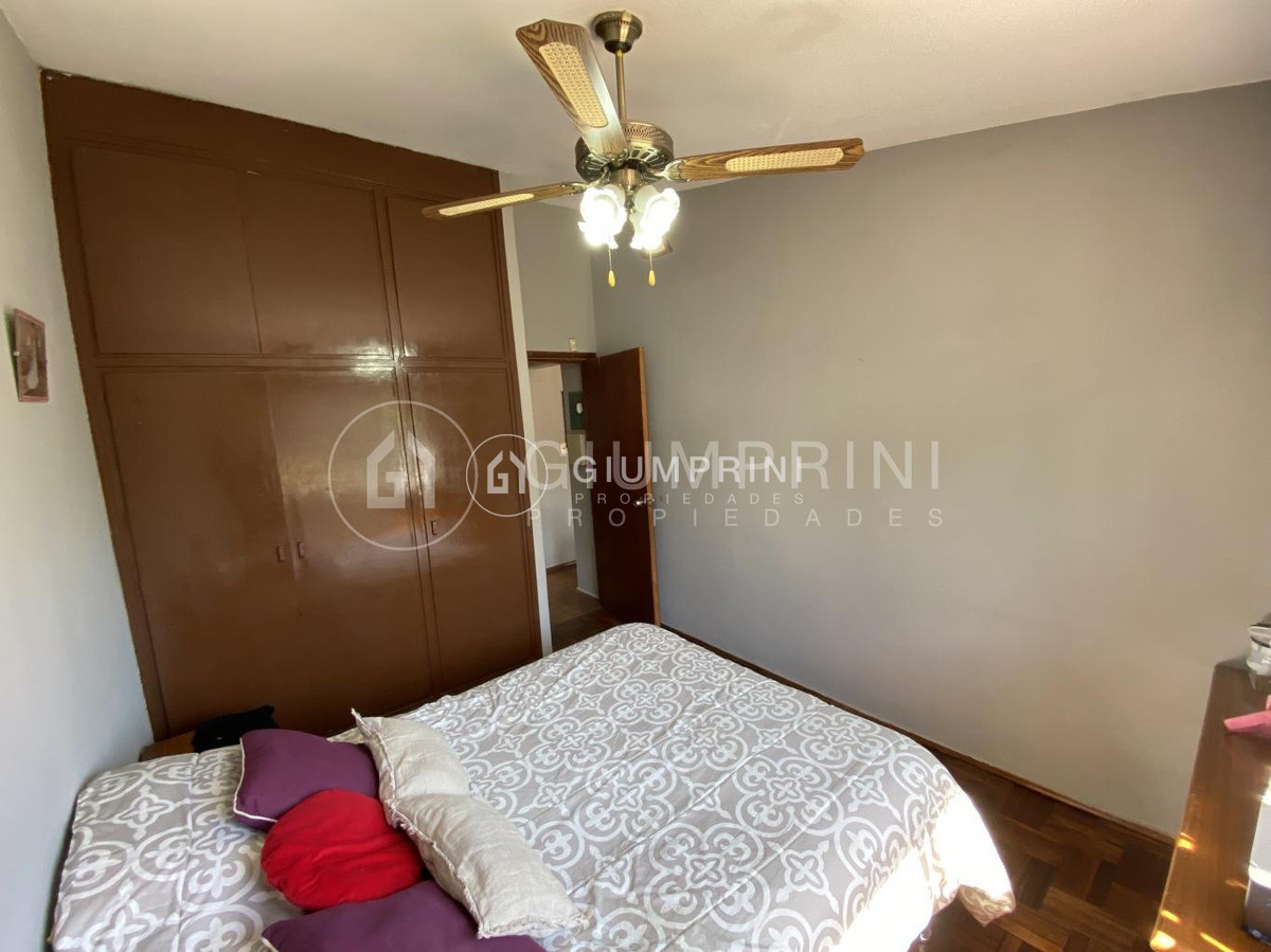 Casa ID.1 - Casa En Venta 3 Dormitorios Brazo Oriental Ref320