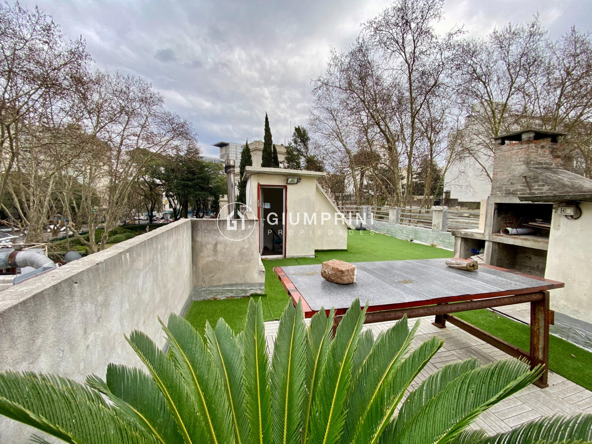 Casa ID.765 - Venta casa 3 dormitorios - estufa alto rendimiento - Parrillero - Azotea - Parque Batlle 