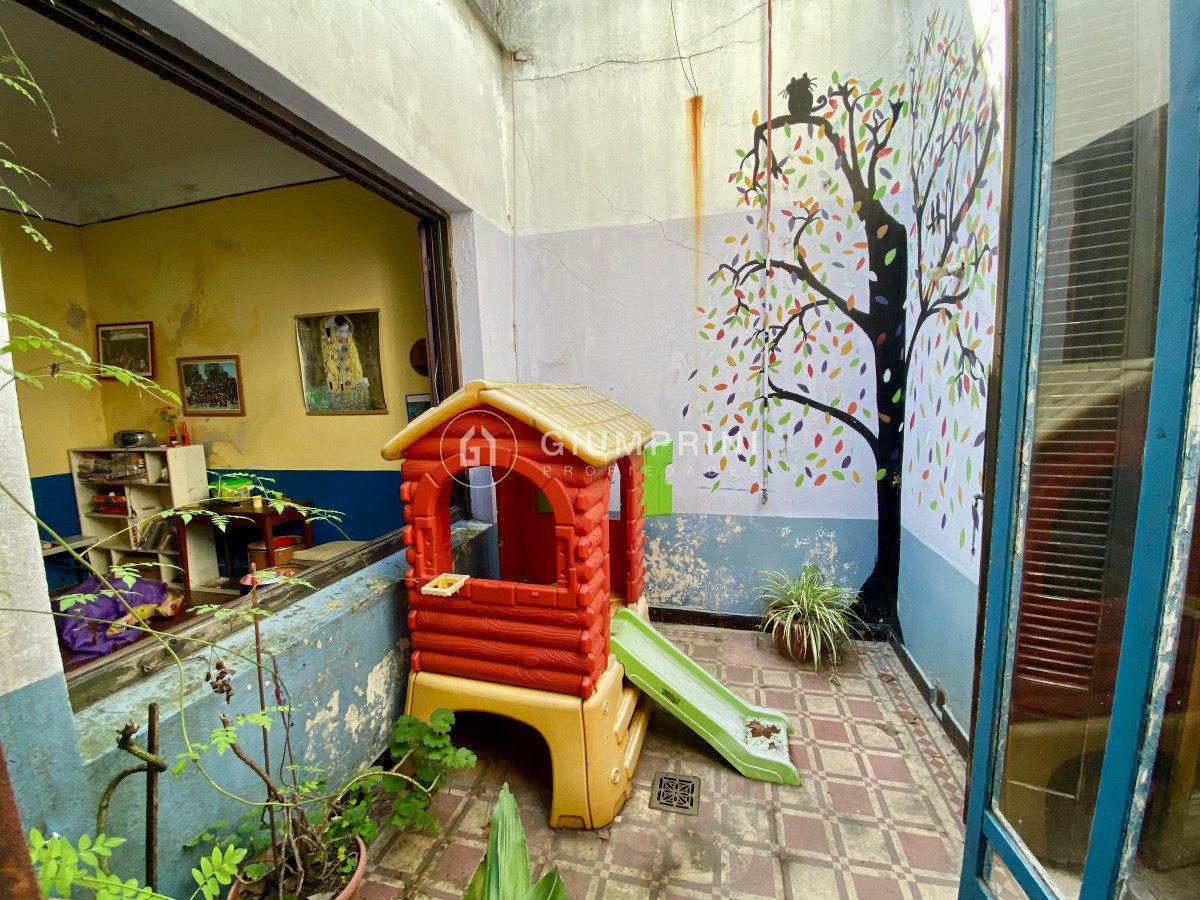 Casa ID.778 - Venta muy amplia casa 9 dormitorios - 2 patios - Azotea - Palermo