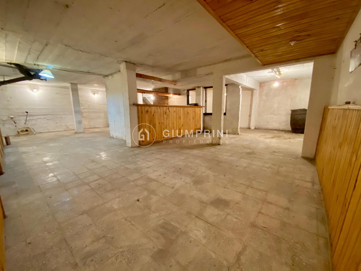 Casa ID.215 - Venta Casa Ph 3 Dormitorios Patio Con Parrillero Y 2 Terrazas 