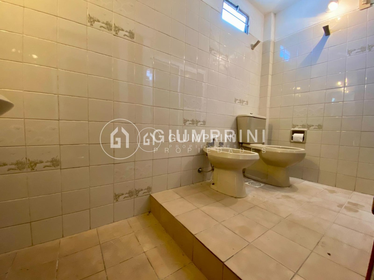 Casa ID.547 - Venta casa tipo apto Ph 3 dormitorios patio con parrillero y 2 terrazas Buceo