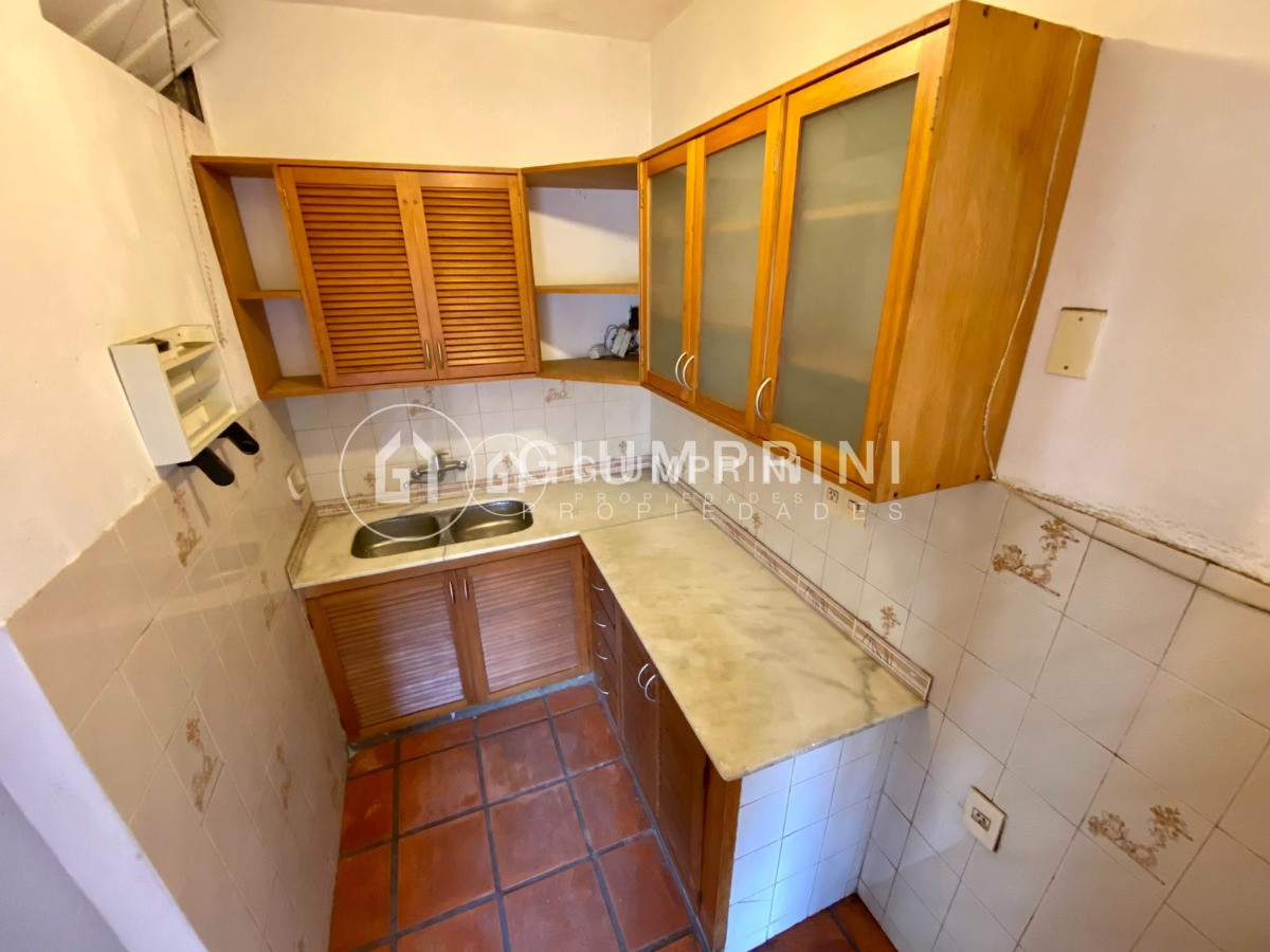 Casa ID.547 - Venta casa tipo apto Ph 3 dormitorios patio con parrillero y 2 terrazas Buceo