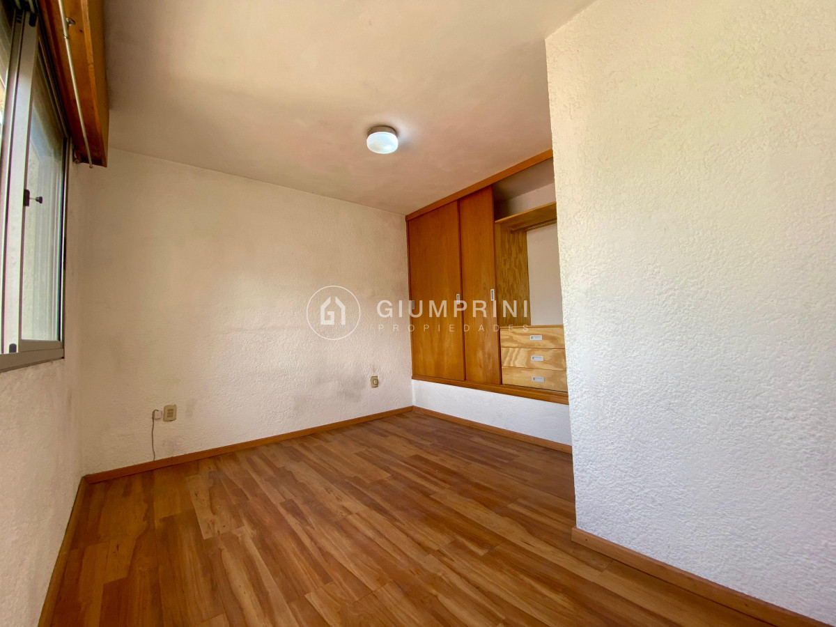 Casa ID.215 - Venta Casa Ph 3 Dormitorios Patio Con Parrillero Y 2 Terrazas 