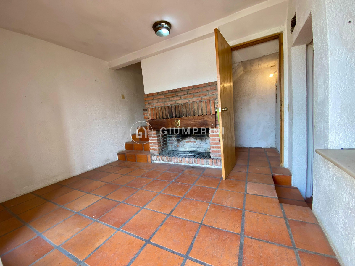 Casa ID.215 - Venta Casa Ph 3 Dormitorios Patio Con Parrillero Y 2 Terrazas 