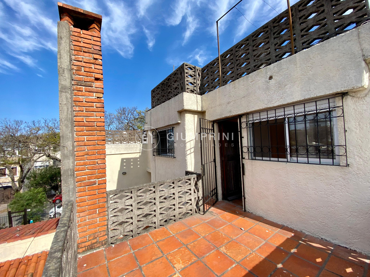 Casa ID.215 - Venta Casa Ph 3 Dormitorios Patio Con Parrillero Y 2 Terrazas 