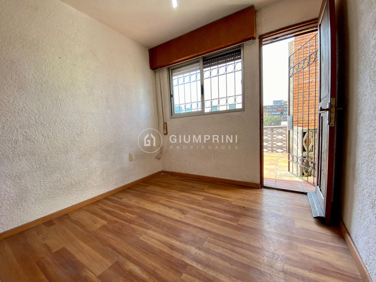 Casa ID.215 - Venta Casa Ph 3 Dormitorios Patio Con Parrillero Y 2 Terrazas 