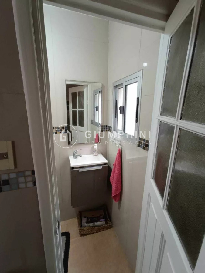 Casa ID.291 - Alquiler casa en planta alta 3 dormitorios 2 baños y balcón