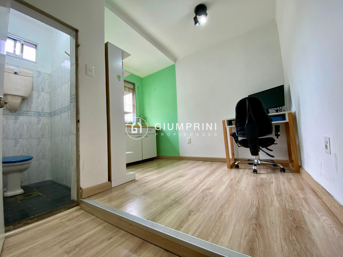 Casa ID.765 - Venta casa 3 dormitorios - estufa alto rendimiento - Parrillero - Azotea - Parque Batlle 