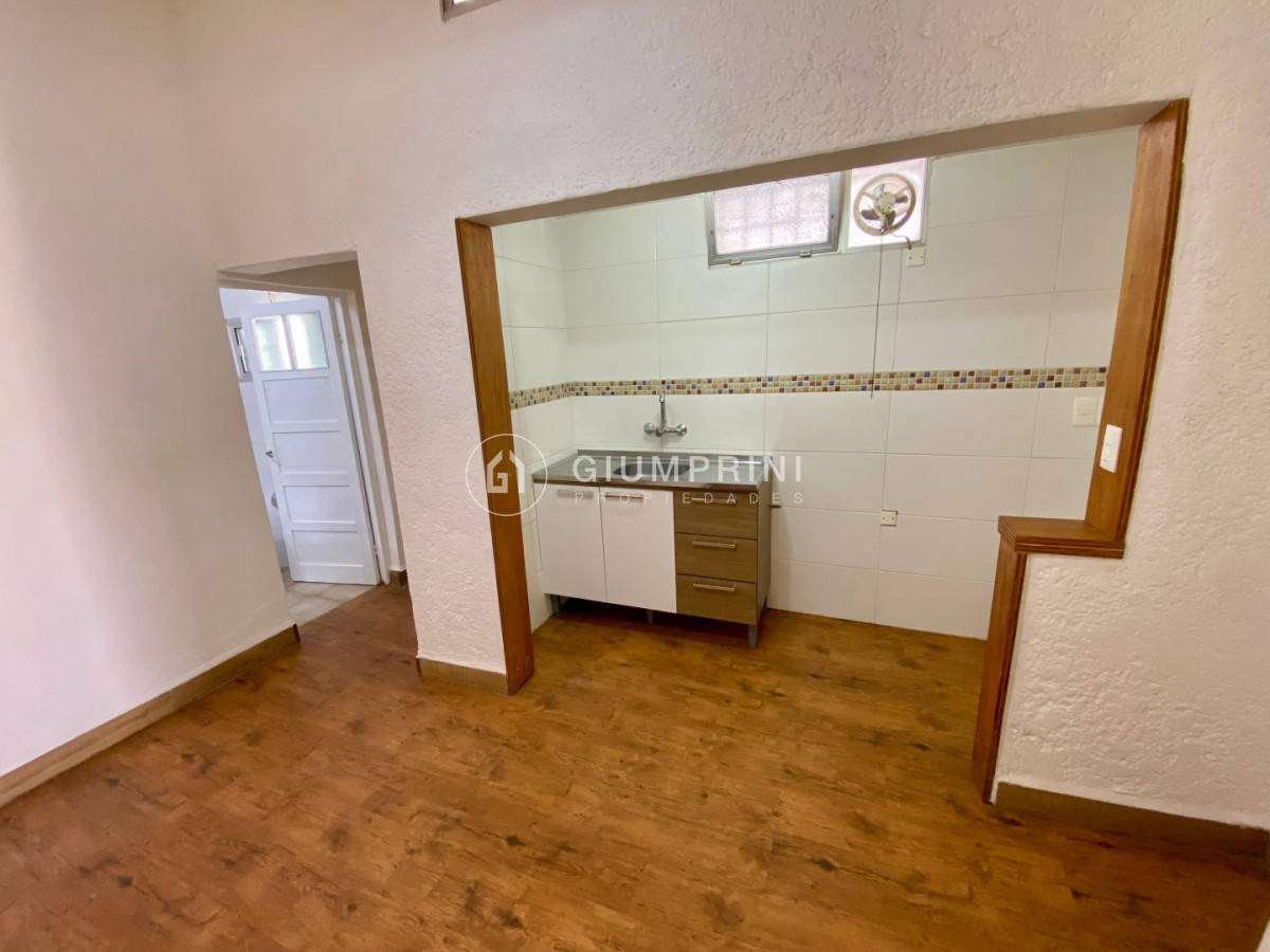 Casa ID.1376 - Venta casa 1 dormitorio - Patio con parrillero - La blanqueada 