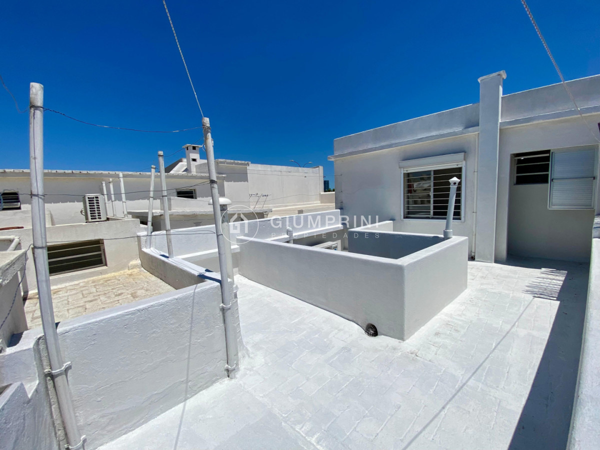 Casa ID.1063 - Alquiler casa 2 dormitorios - Cochera - Buceo