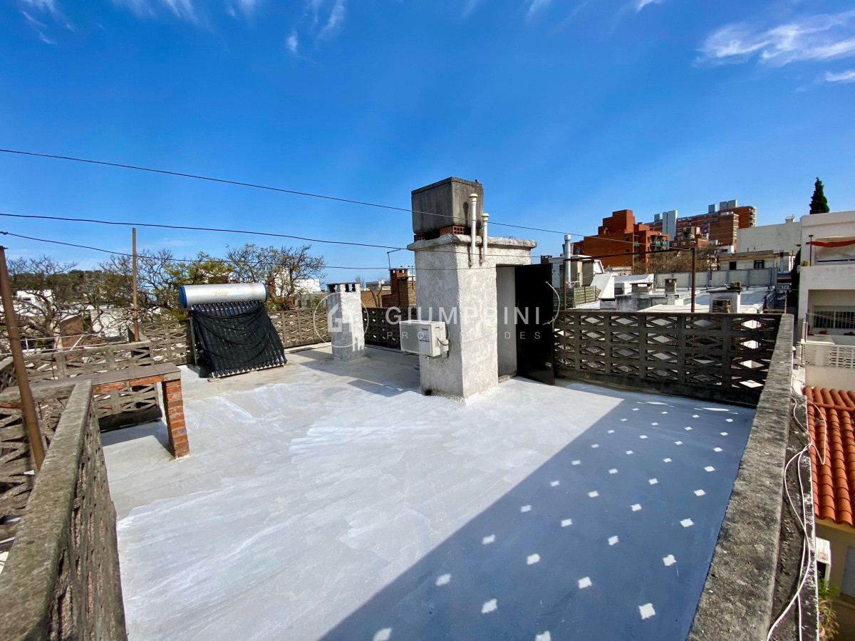 Casa ID.215 - Venta Casa Ph 3 Dormitorios Patio Con Parrillero Y 2 Terrazas 