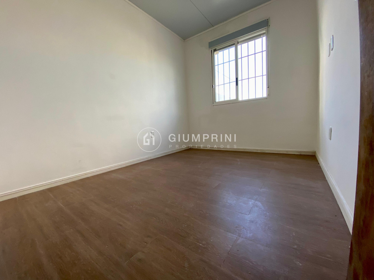 Casa ID.1091 - Alquiler apto tipo casa 2 dormitorios - Patio - Malvín Norte - La cruz