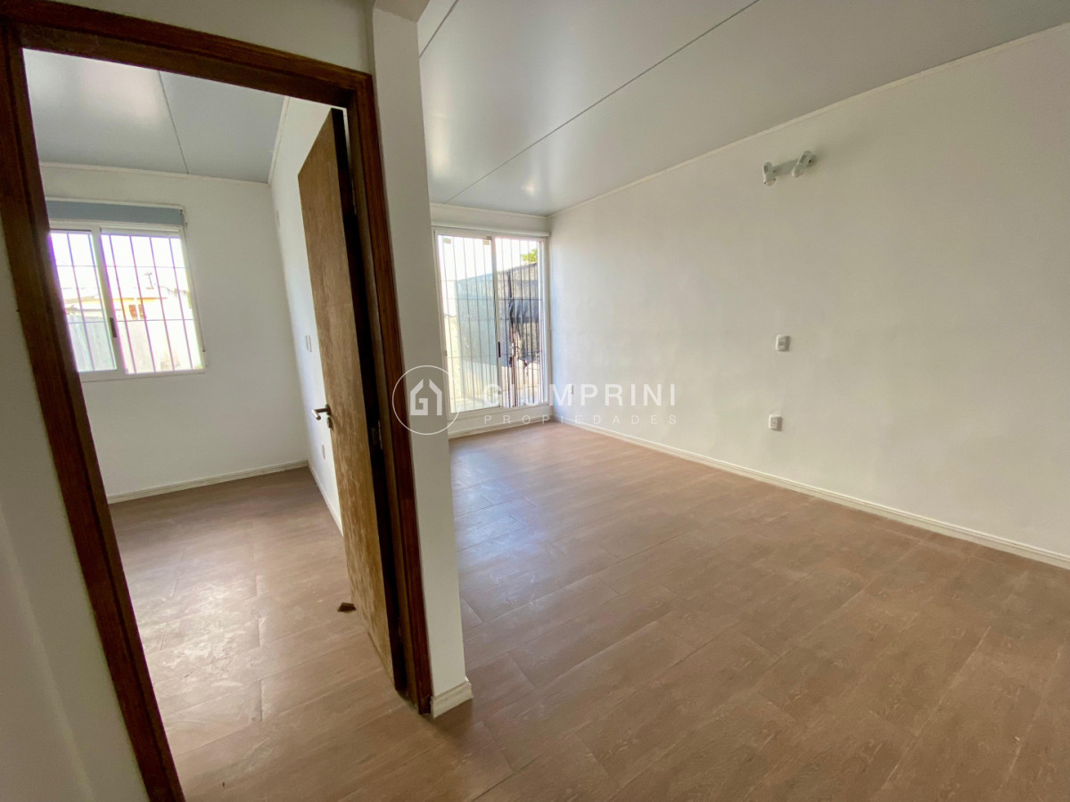 Casa ID.1091 - Alquiler apto tipo casa 2 dormitorios - Patio - Malvín Norte - La cruz