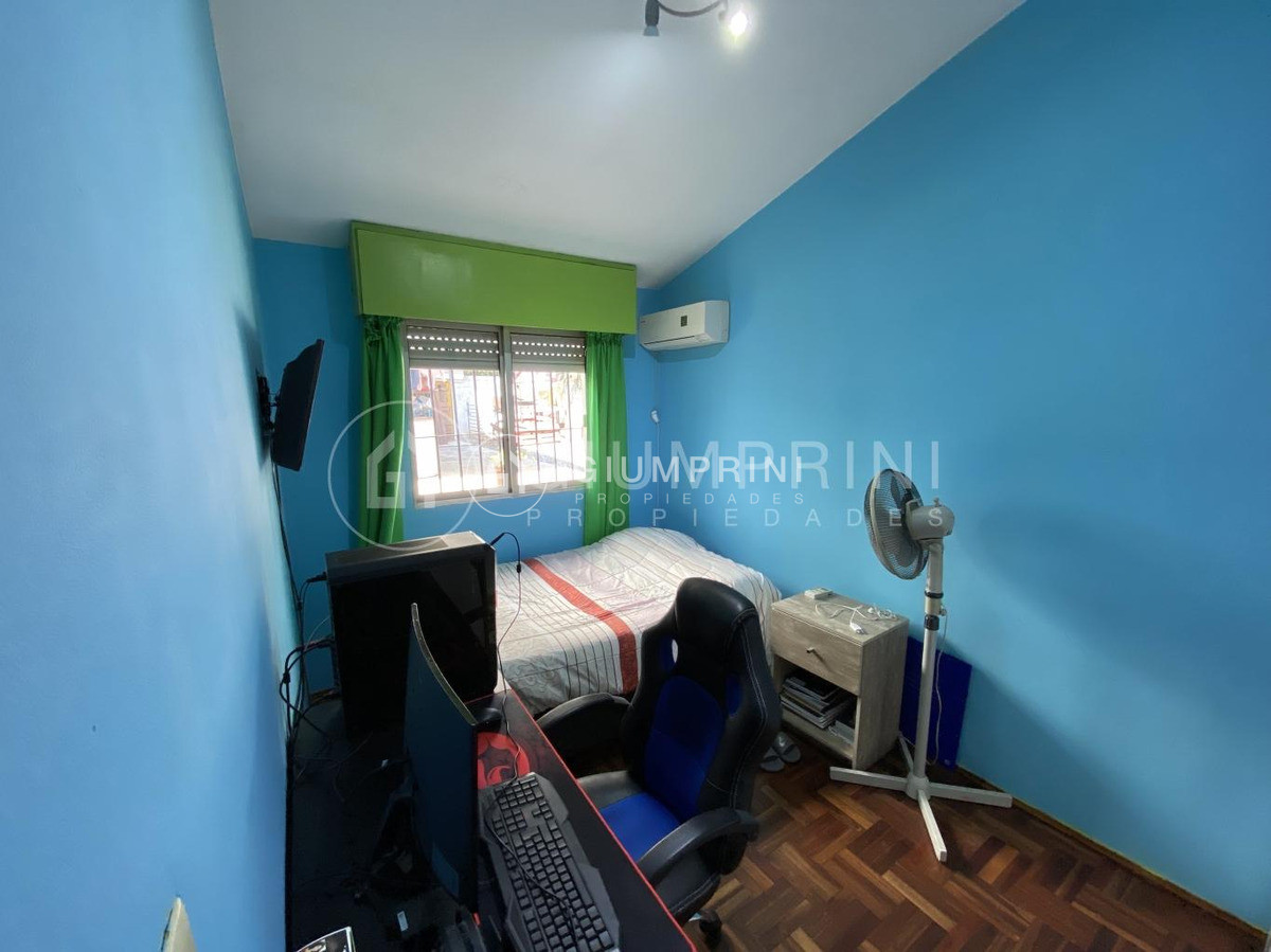 Casa ID.1 - Casa En Venta 3 Dormitorios Brazo Oriental Ref320