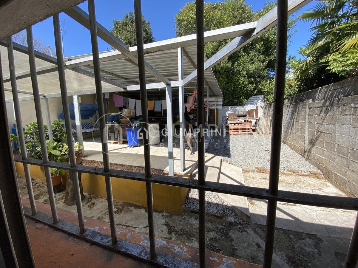 Casa ID.1 - Casa En Venta 3 Dormitorios Brazo Oriental Ref320