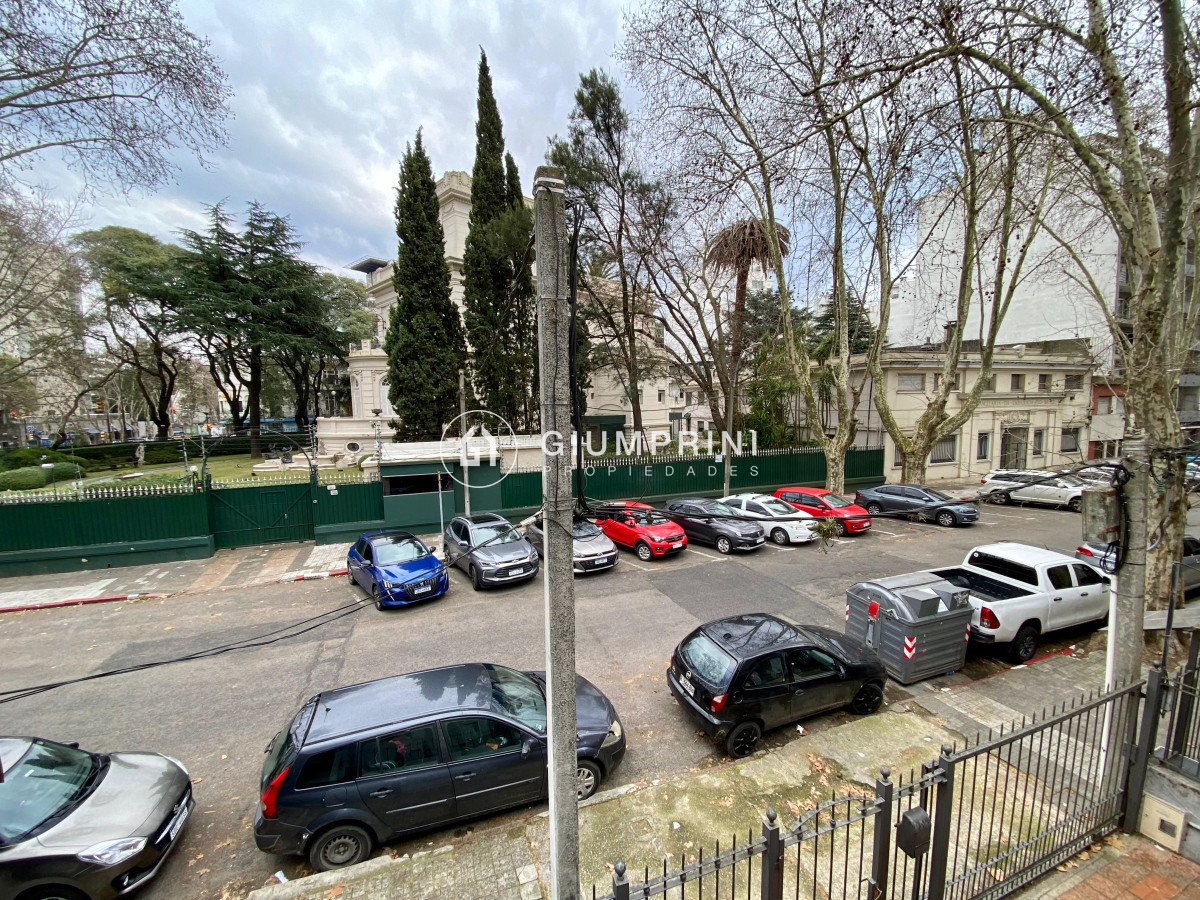 Casa ID.765 - Venta casa 3 dormitorios - estufa alto rendimiento - Parrillero - Azotea - Parque Batlle 