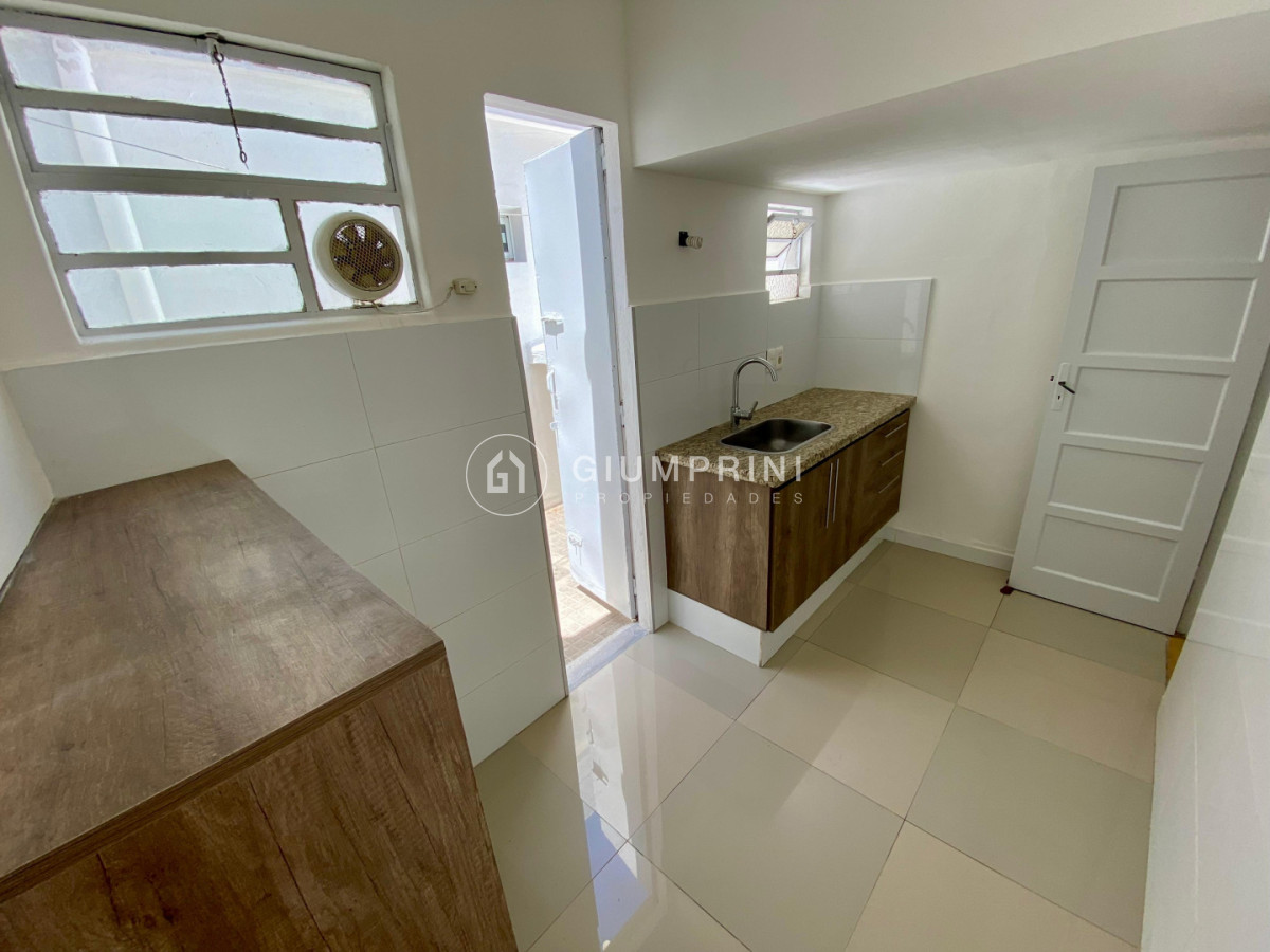 Casa ID.1063 - Alquiler casa 2 dormitorios - Cochera - Buceo