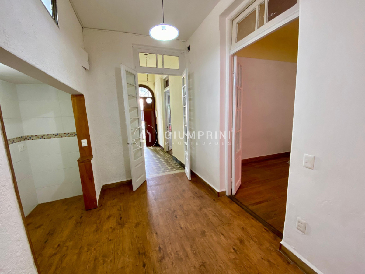 Casa ID.1376 - Venta casa 1 dormitorio - Patio con parrillero - La blanqueada 