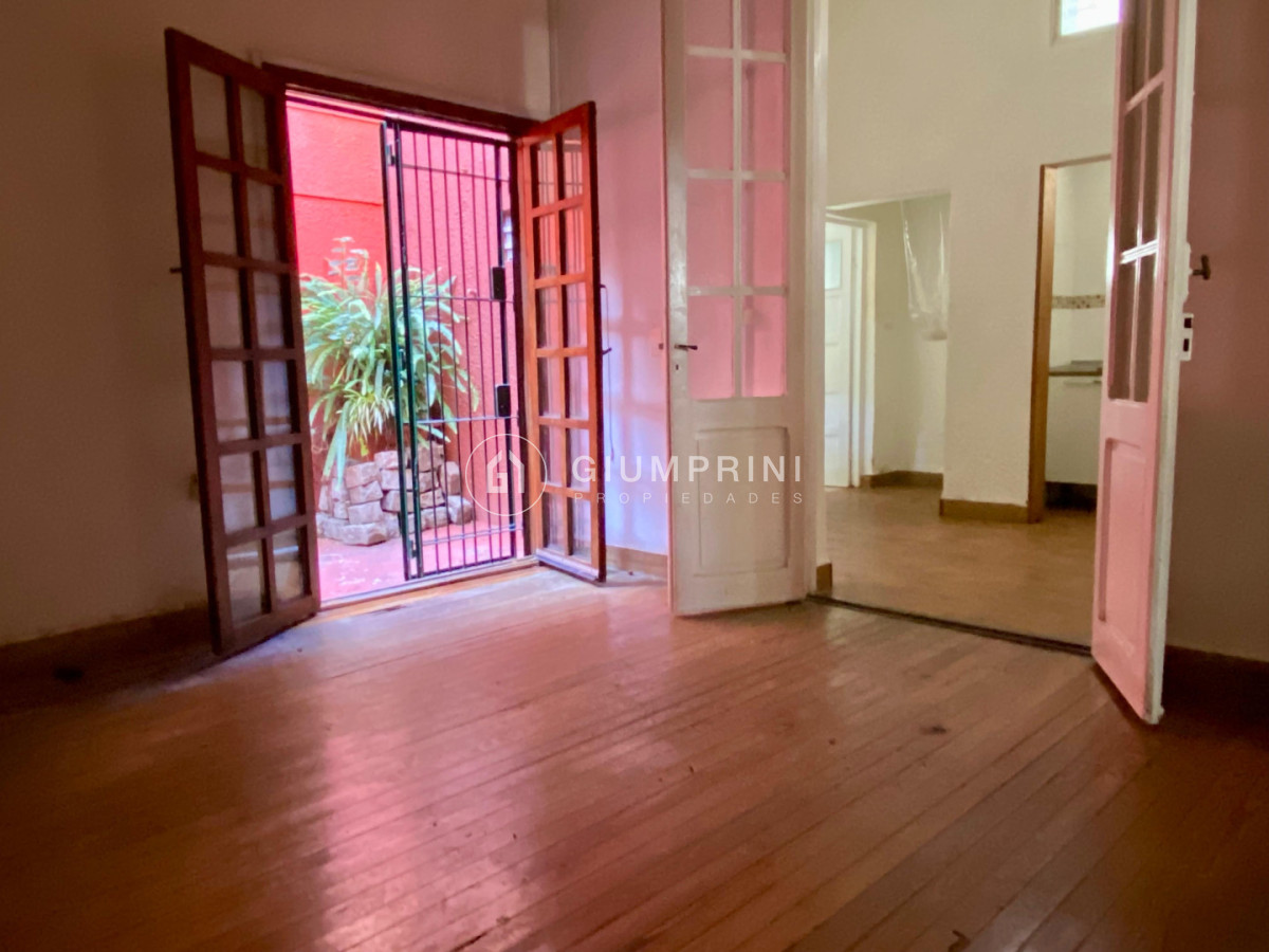 Casa ID.1376 - Venta casa 1 dormitorio - Patio con parrillero - La blanqueada 
