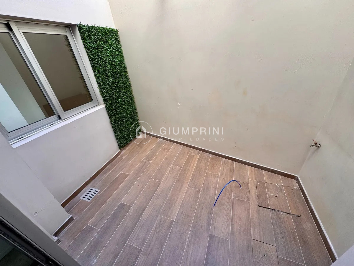 Casa ID.524 - Alquiler casa 3 dormitorios 4 baños - Pocitos - Garage 