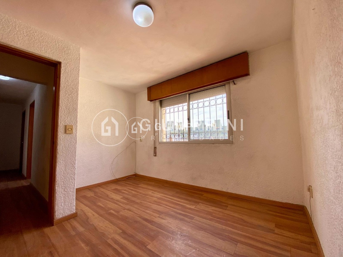 Casa ID.547 - Venta casa tipo apto Ph 3 dormitorios patio con parrillero y 2 terrazas Buceo