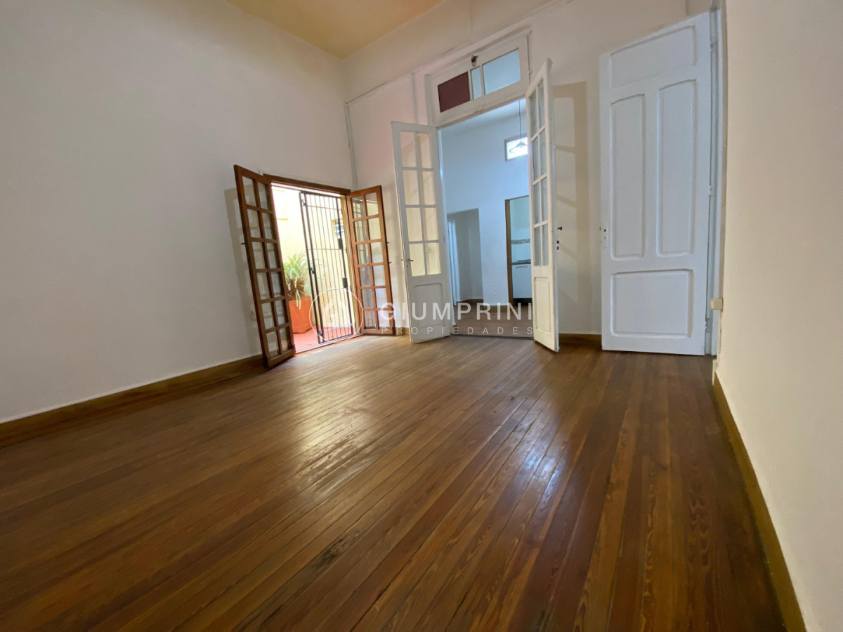 Casa ID.1376 - Venta casa 1 dormitorio - Patio con parrillero - La blanqueada 