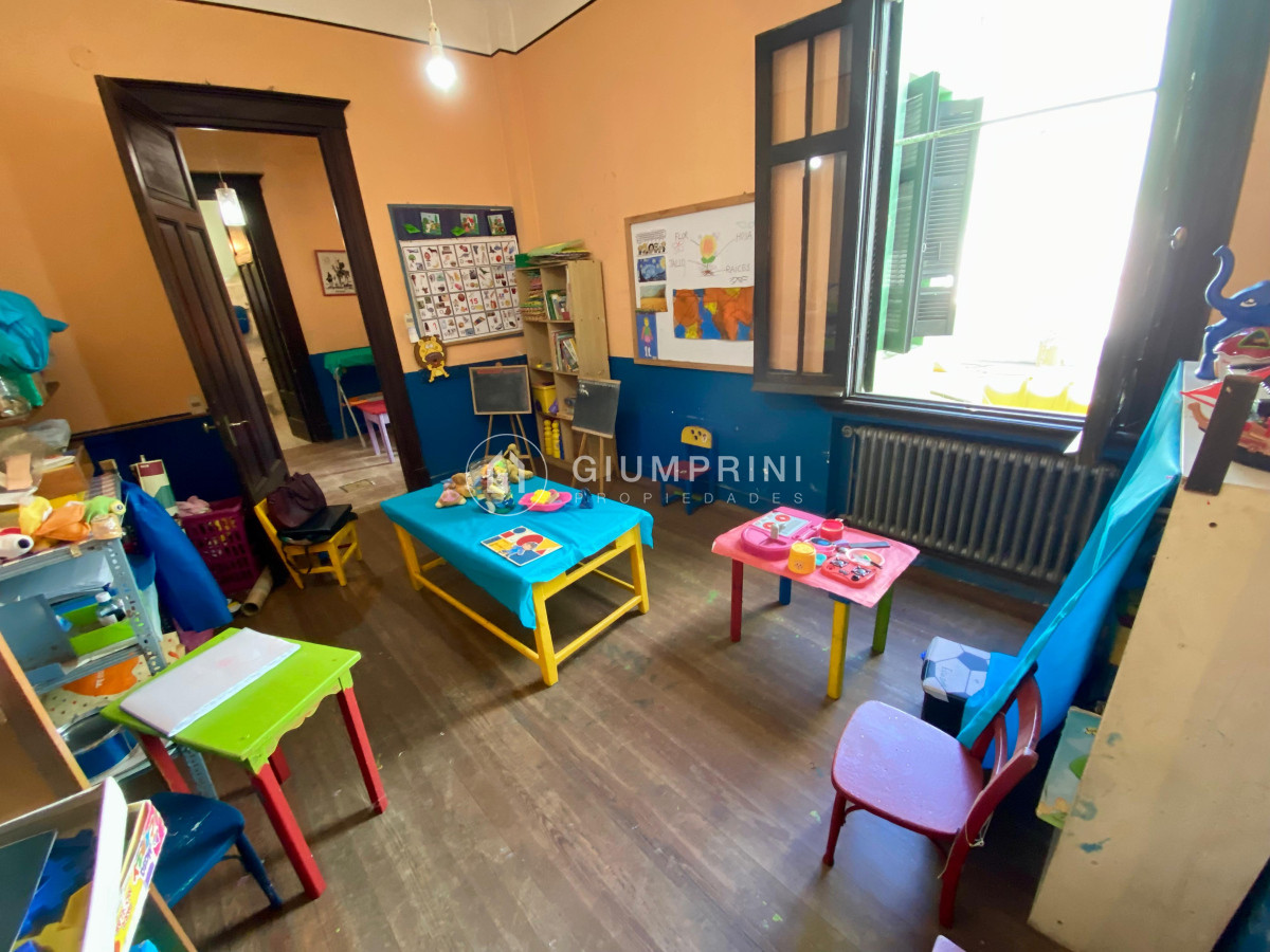 Casa ID.779 - Venta muy amplia casa 9 dormitorios - 2 patios - Azotea - Barrio Sur