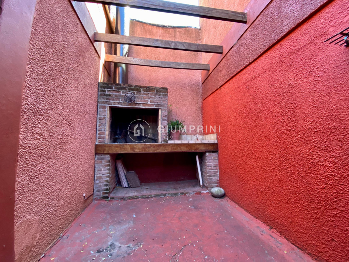 Casa ID.1376 - Venta casa 1 dormitorio - Patio con parrillero - La blanqueada 