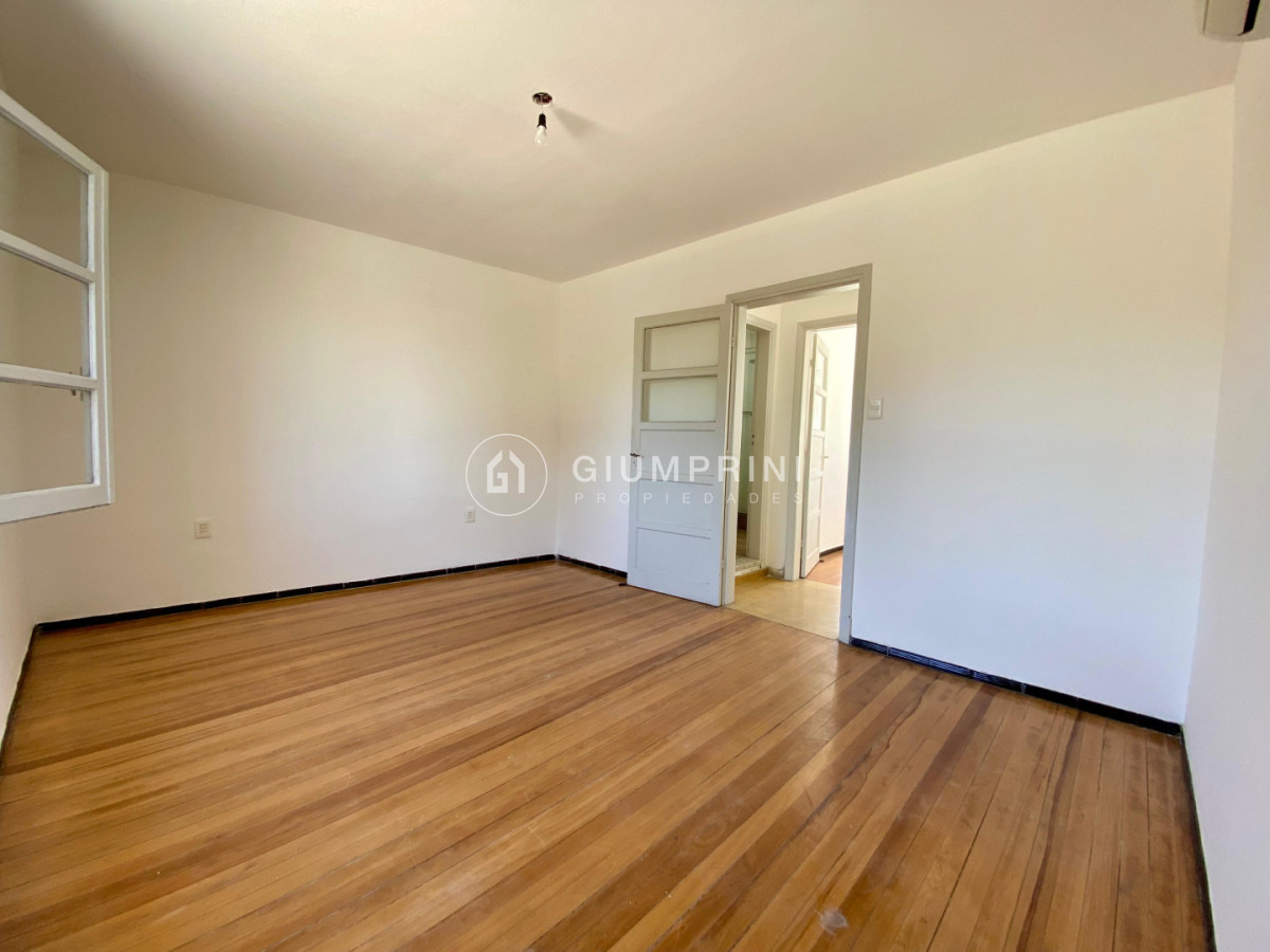 Casa ID.1063 - Alquiler casa 2 dormitorios - Cochera - Buceo