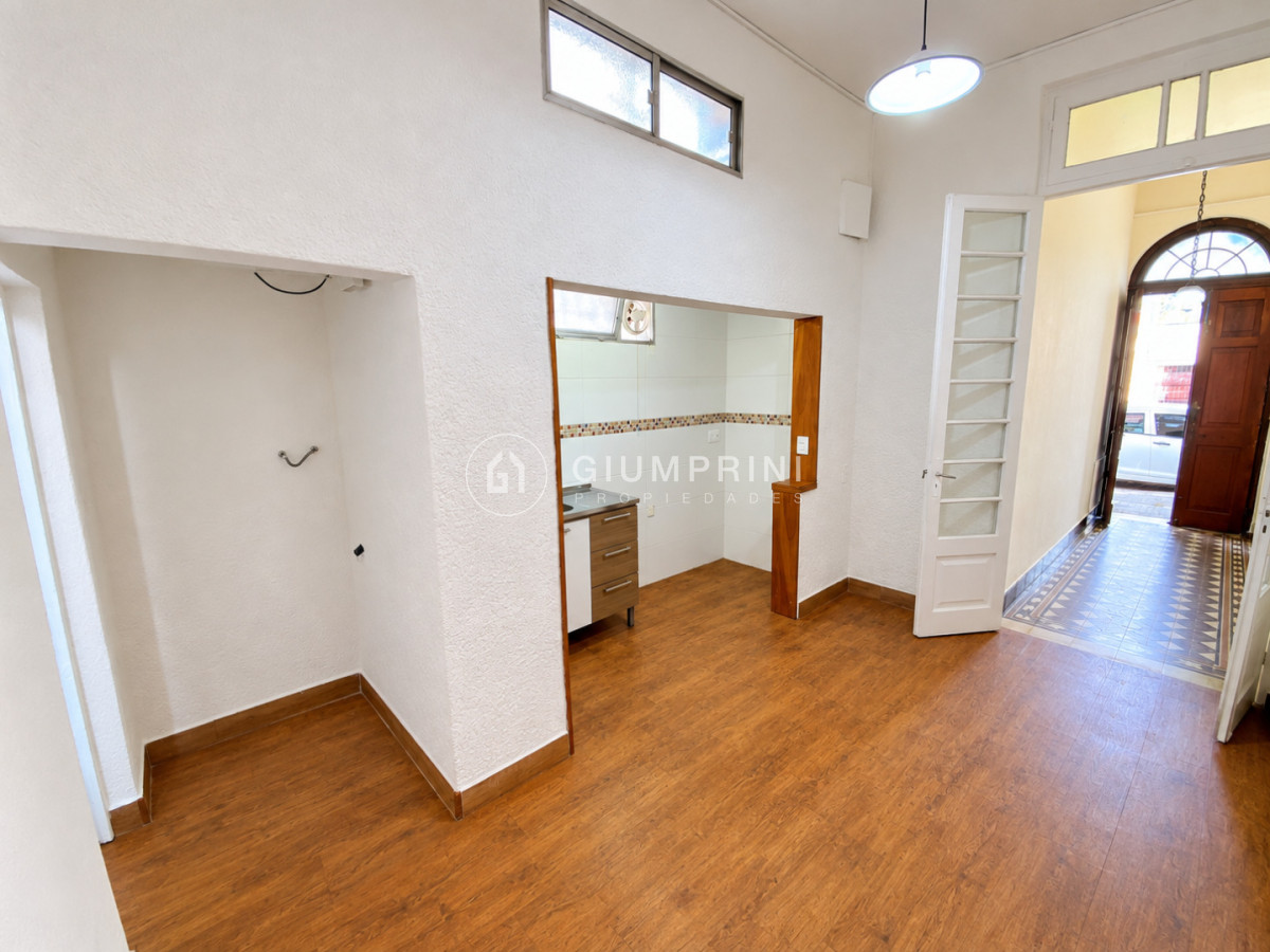 Casa ID.1376 - Venta casa 1 dormitorio - Patio con parrillero - La blanqueada 