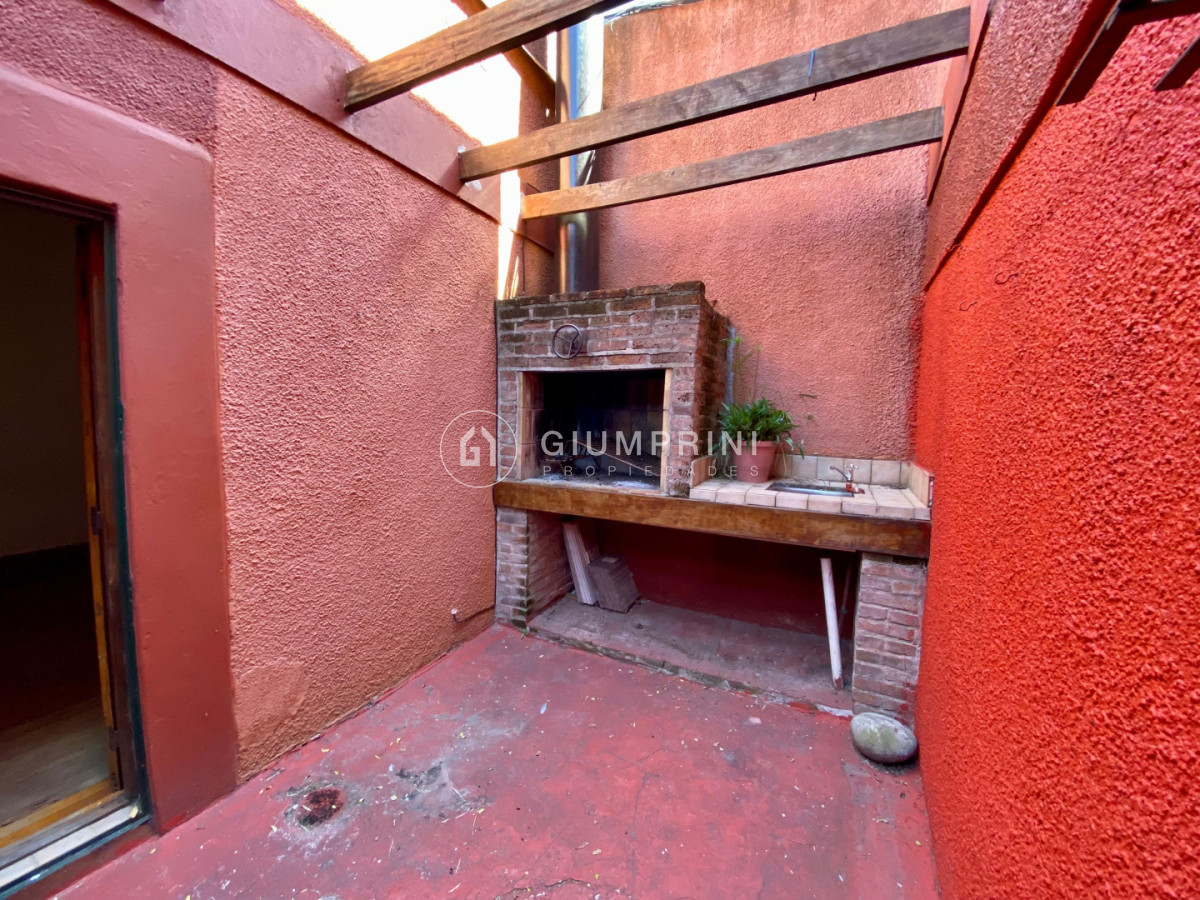 Casa ID.1376 - Venta casa 1 dormitorio - Patio con parrillero - La blanqueada 