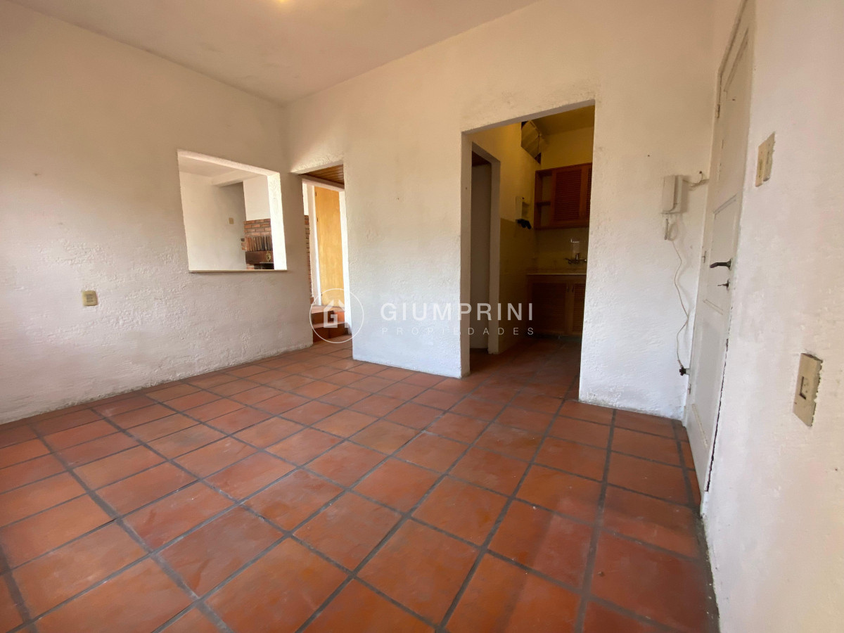 Casa ID.215 - Venta Casa Ph 3 Dormitorios Patio Con Parrillero Y 2 Terrazas 