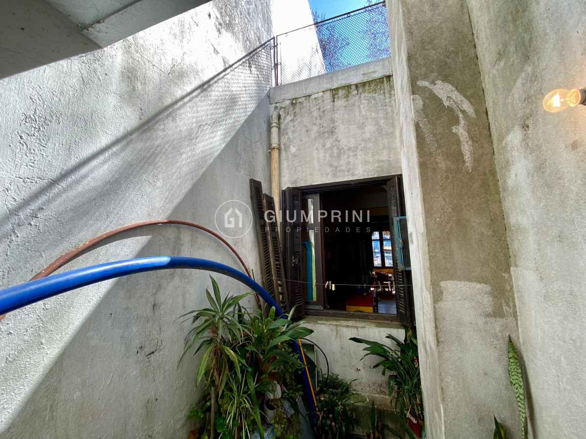 Terreno ID.739 - Venta amplio terreno con casa - Barrio Sur