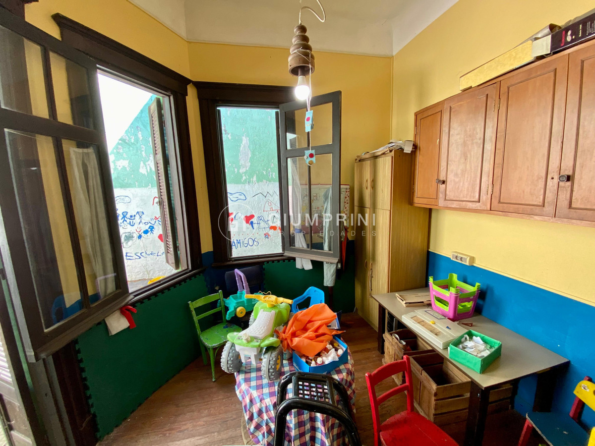 Terreno ID.739 - Venta amplio terreno con casa - Barrio Sur