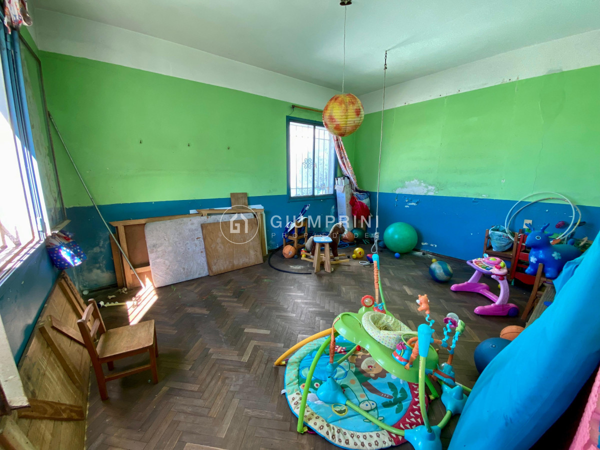 Terreno ID.739 - Venta amplio terreno con casa - Barrio Sur