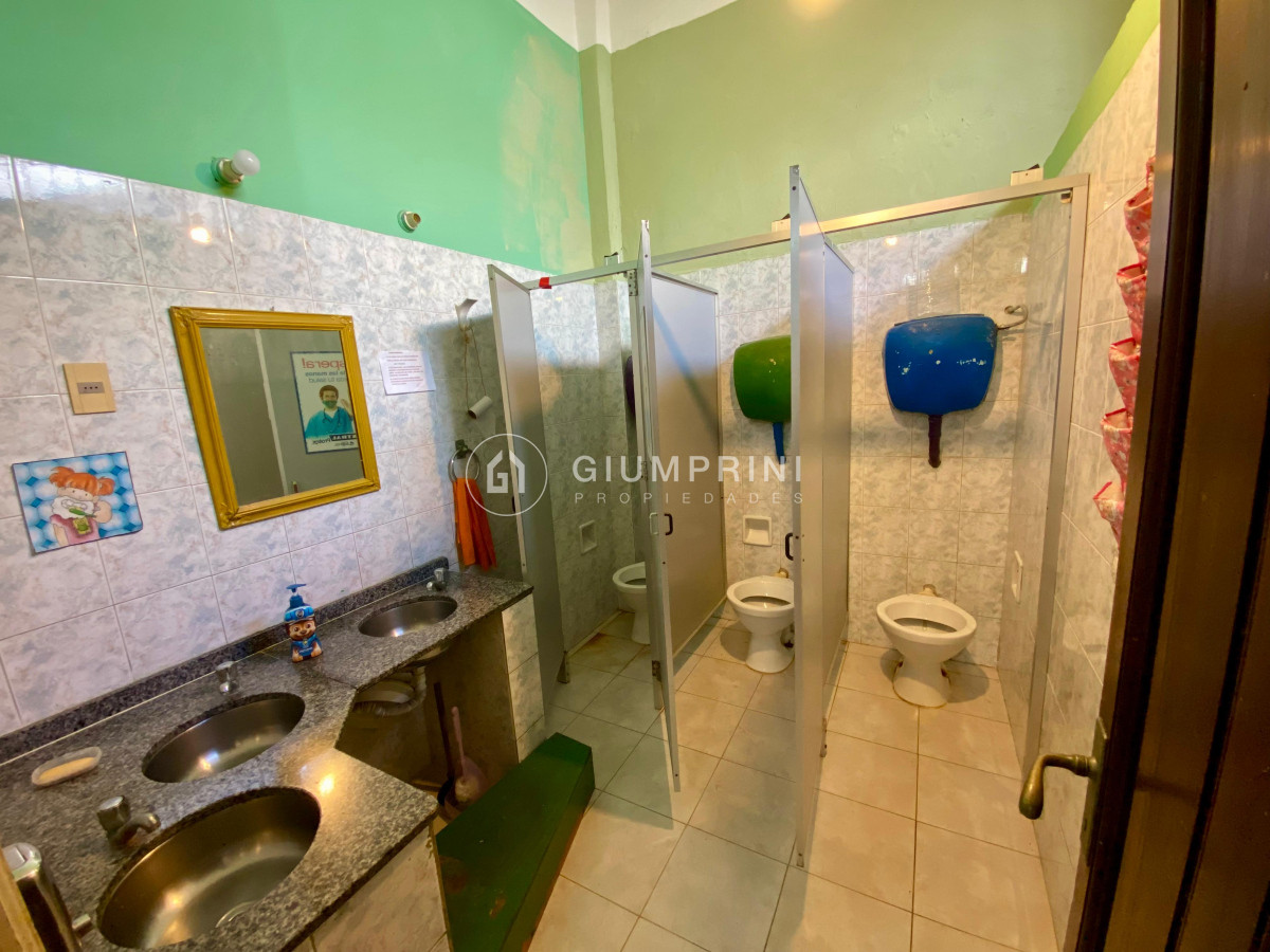 Terreno ID.739 - Venta amplio terreno con casa - Barrio Sur