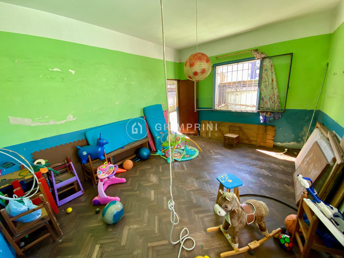 Terreno ID.739 - Venta amplio terreno con casa - Barrio Sur