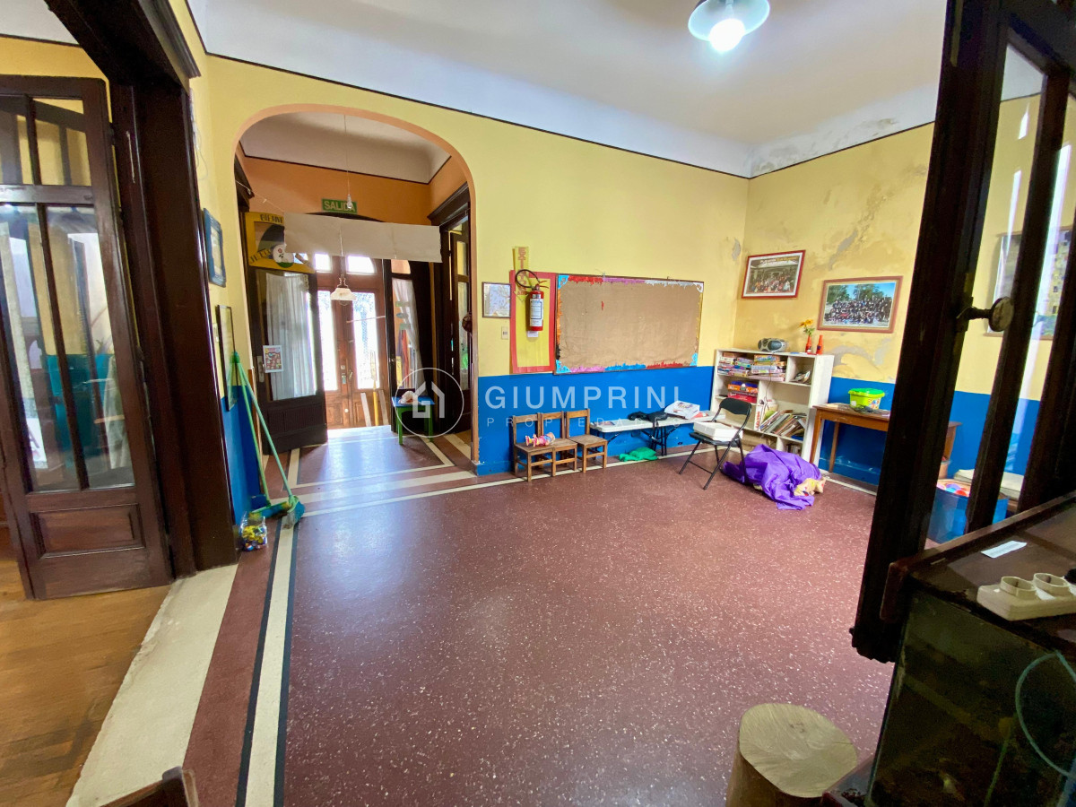 Terreno ID.739 - Venta amplio terreno con casa - Barrio Sur
