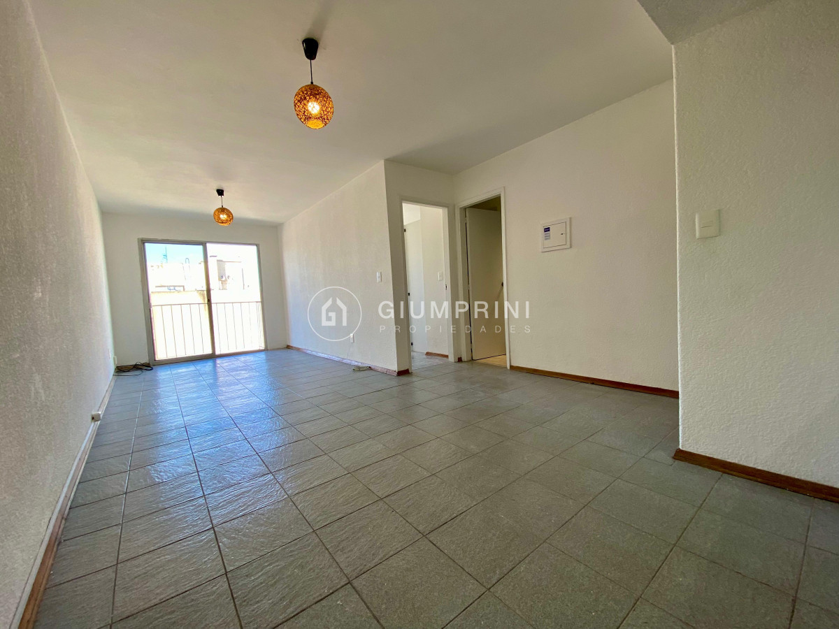 Apartamento ID.735 - Alquiler apto 1 dormitorio - Balcón - Cordón 